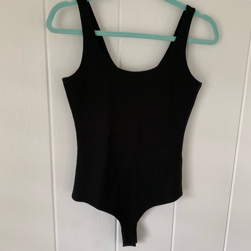 BLACK BODYSUIT